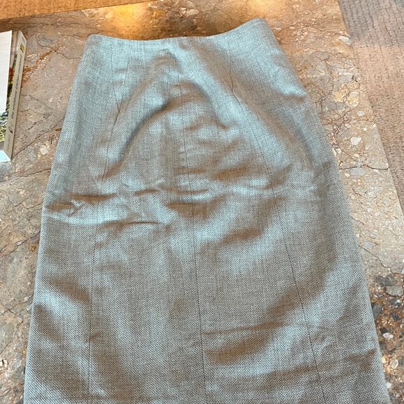 Reiss Light Gray Textured Fabric - Picture 2 of 2
